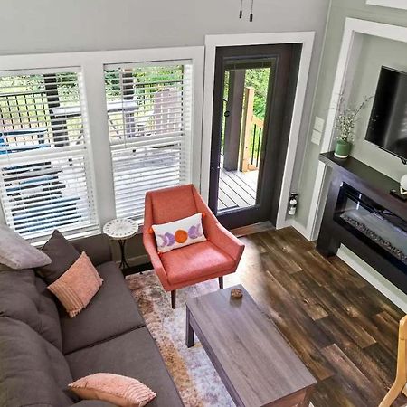 Вилла Crescent Moon Cabin Севьервилл Экстерьер фото