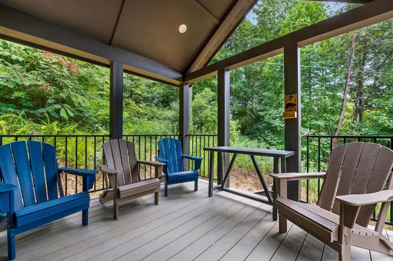 Вилла Crescent Moon Cabin Севьервилл Экстерьер фото